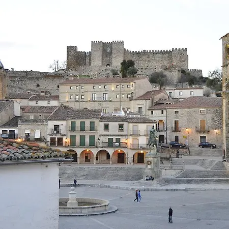 Plaza Mayor Daire Trujillo